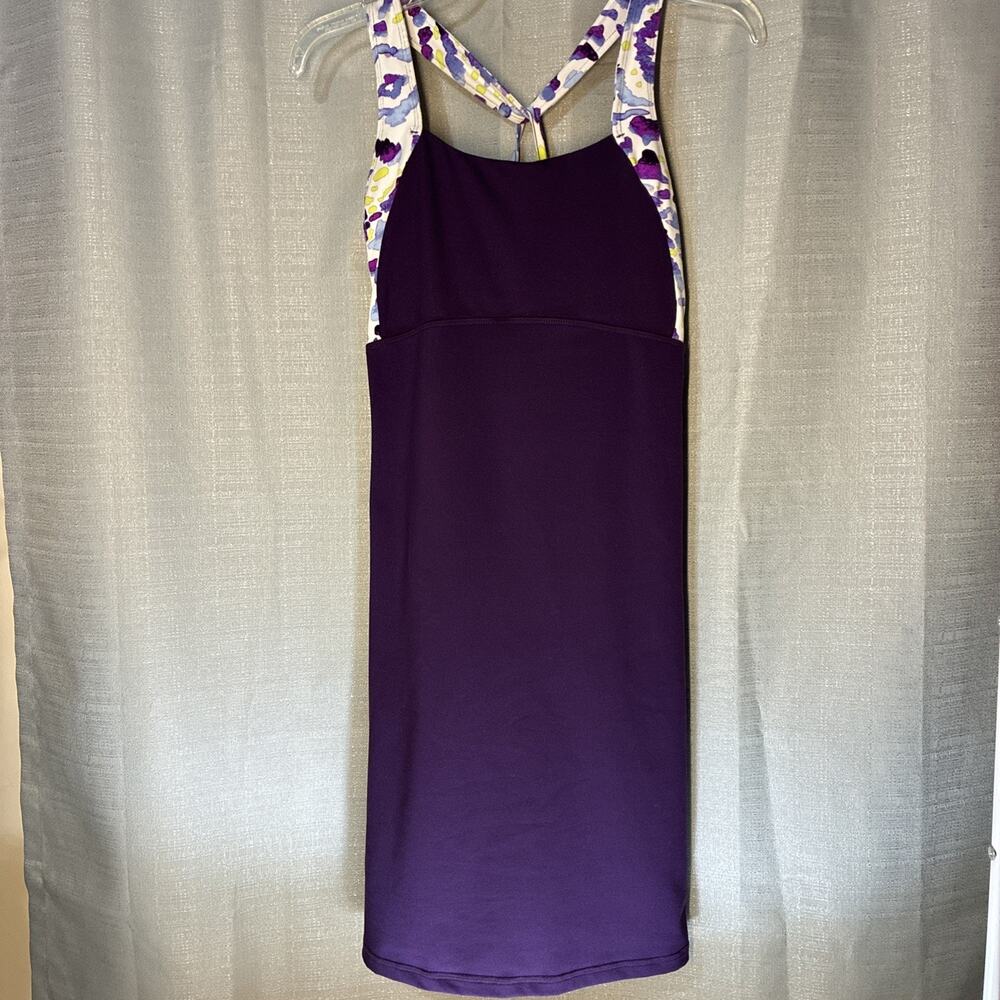 Title Nine Purple Active‎ Dream Dress Sleeveless Zip Pocket Size M Shelf Bra